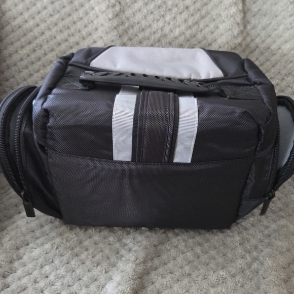 Extreme Gear Black And Gray Digital Camcorder/ Camera Bag - Picture 5 of 8